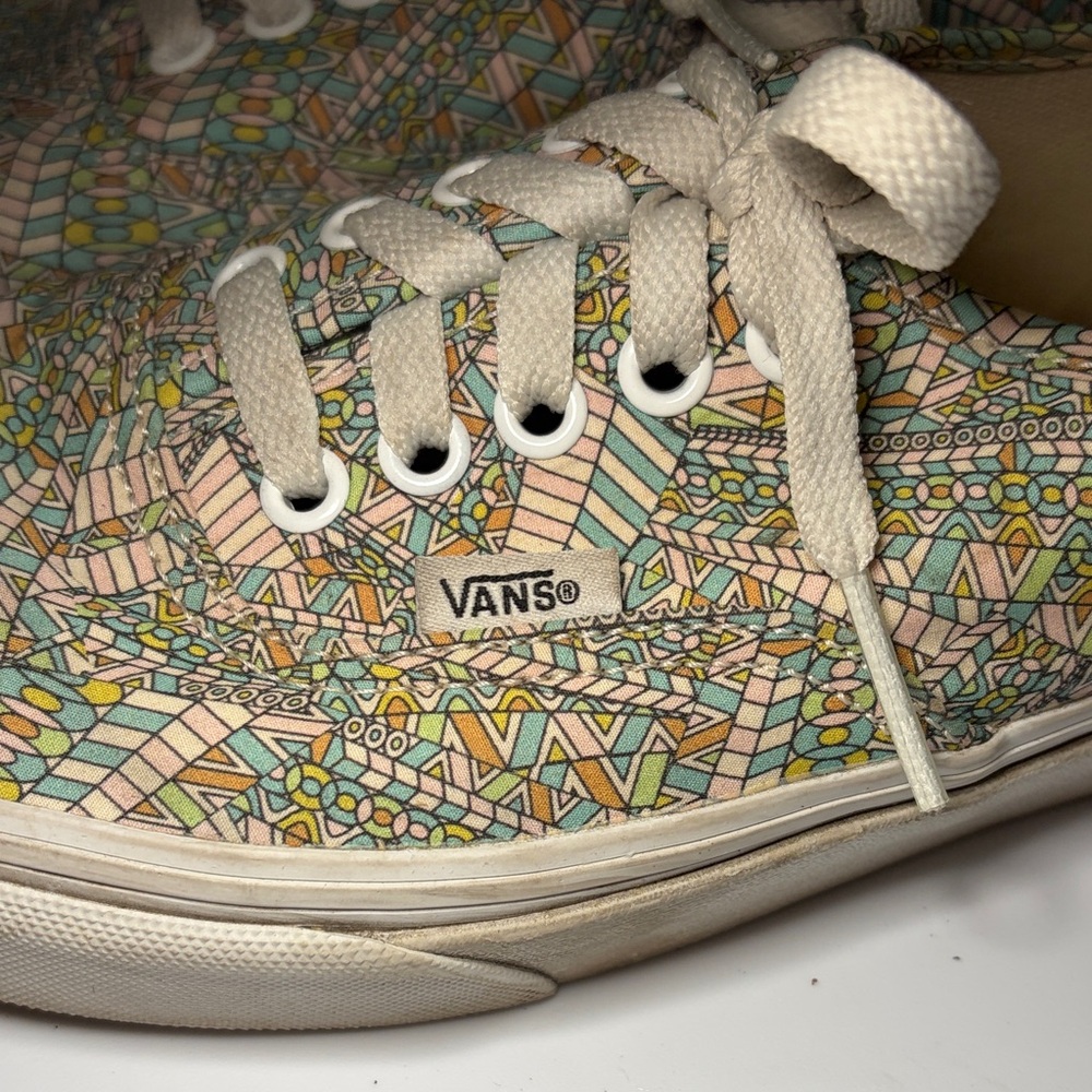Vans Geometric Pastel Sneakers size 8.5